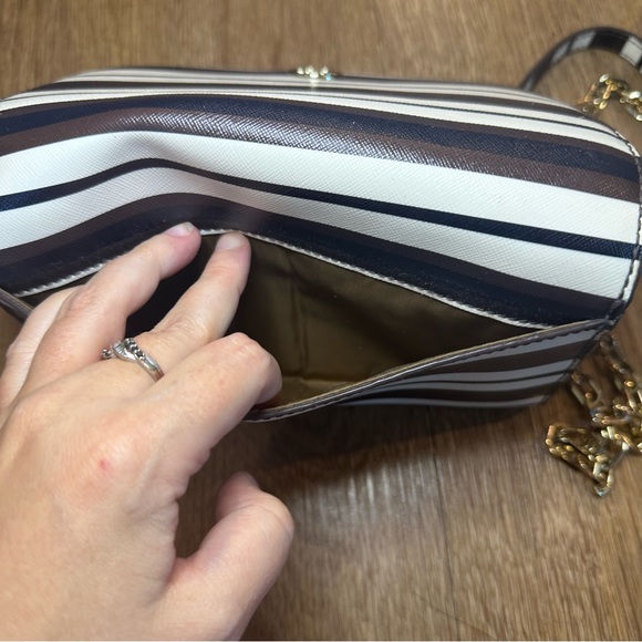 Tory Burch Striped Robinson Crossbody Wallet On Chain - Picture 7 of 10